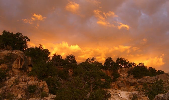 Catch the beautiful sunset at the Grand Canyon!